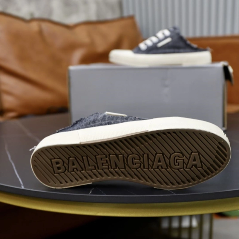 GoAnywhere Bxlxnciaga Sneakers 109970