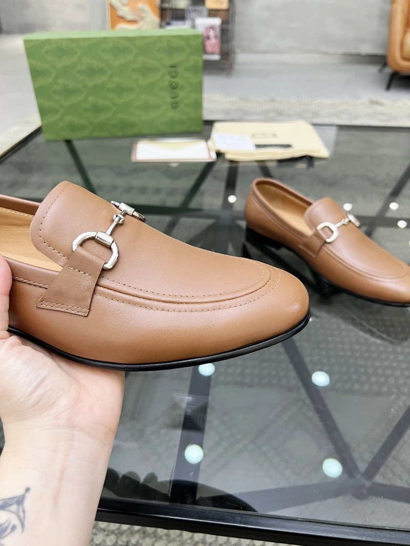 Versatile Gxccx Leather Shoes 162842