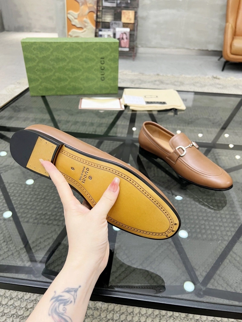Versatile Gxccx Leather Shoes 162842