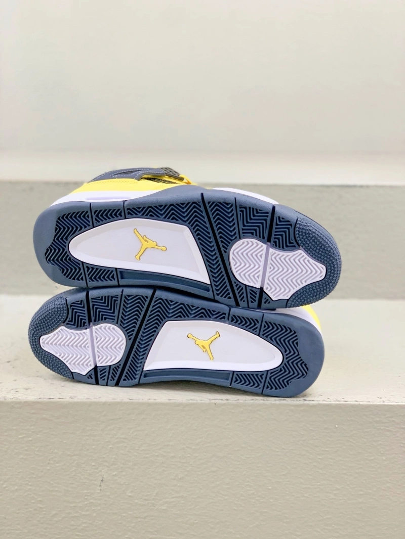 Minimalist Nxkx Sneakers 199431