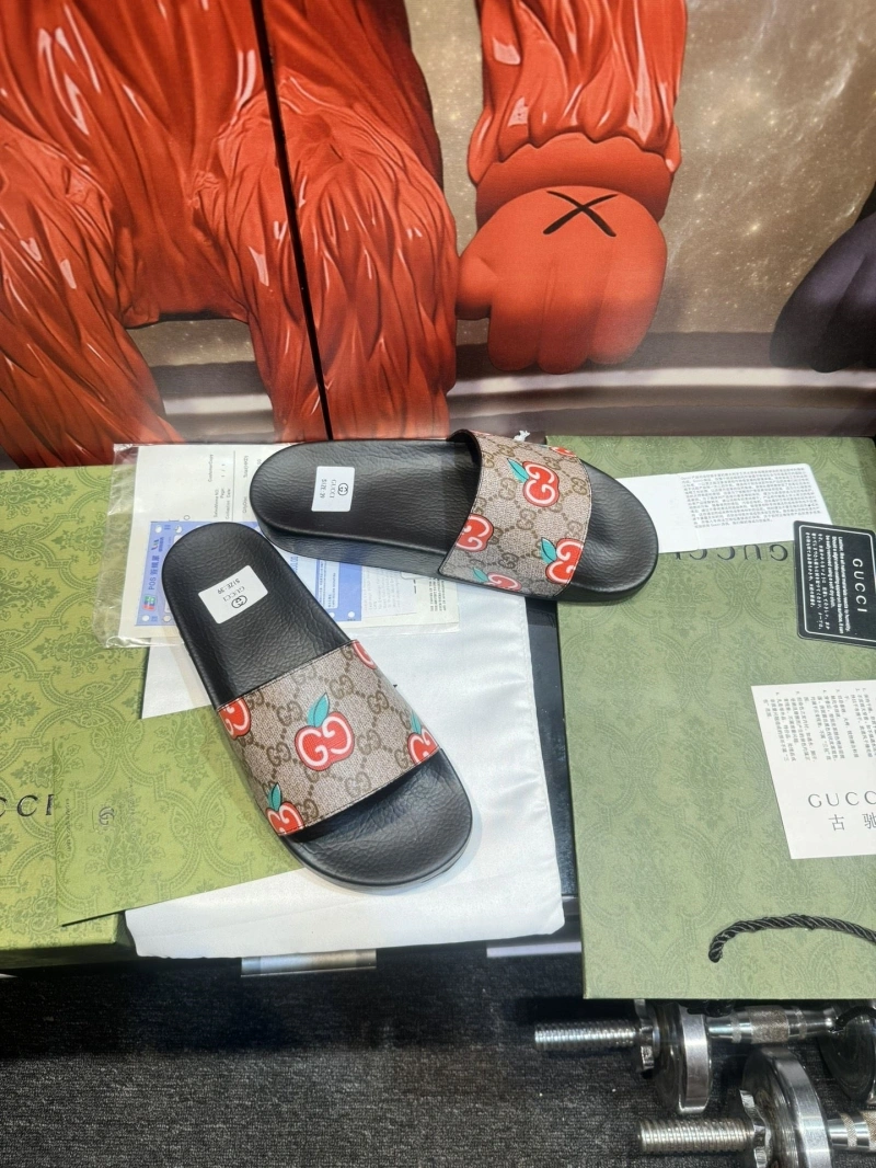 Refined Gxccx Slippers 164046