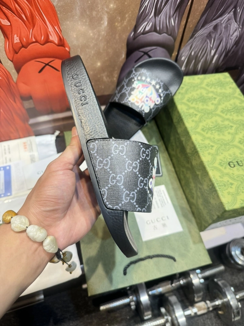 Popular Gxccx Slippers 164036