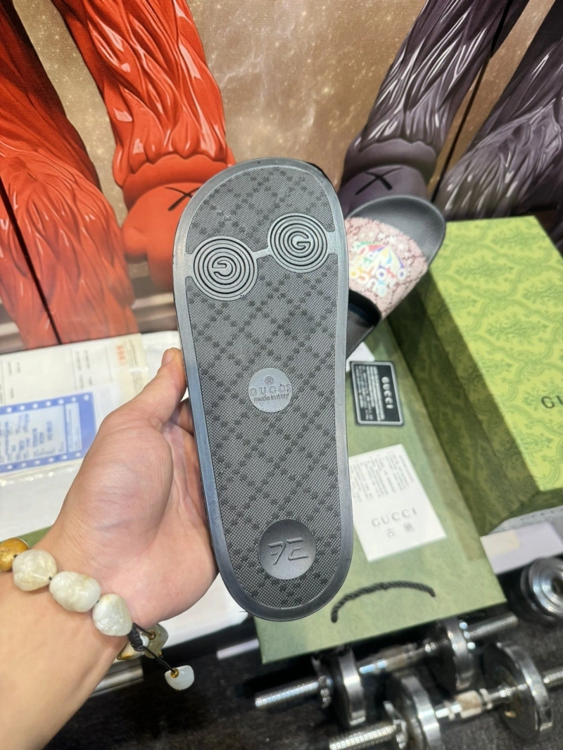 Lightweight Gxccx Slippers 164030