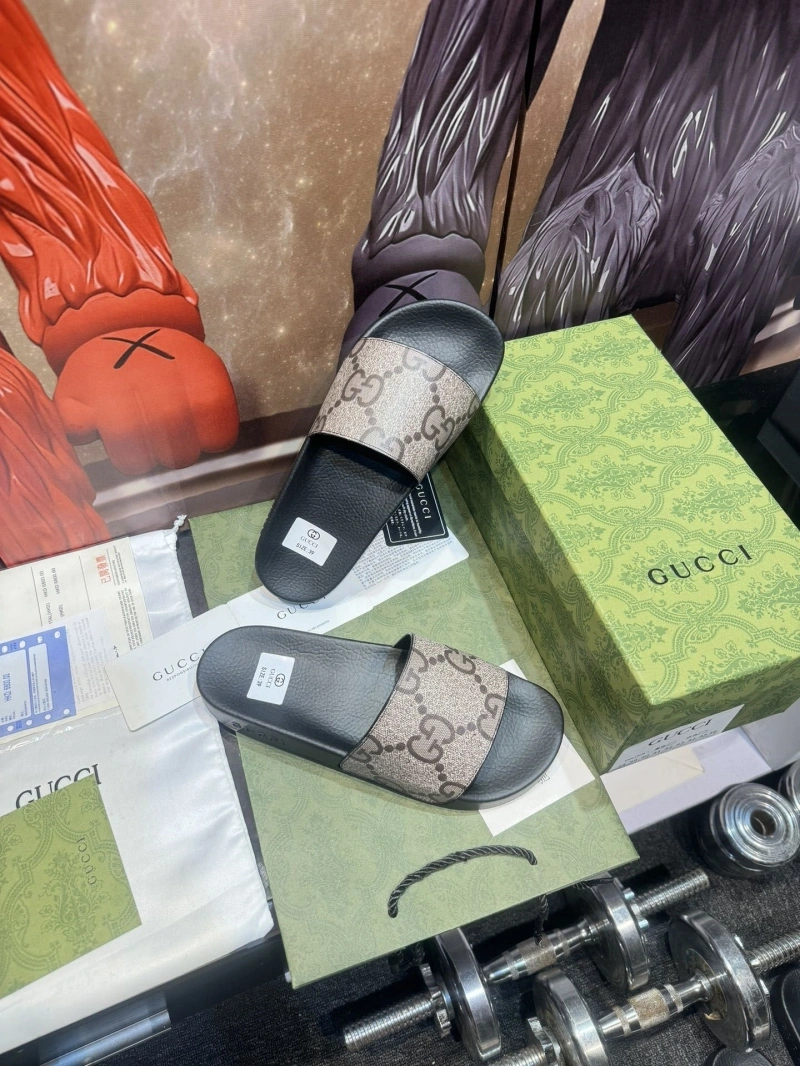 Gxccx Slippers TopPick 164035