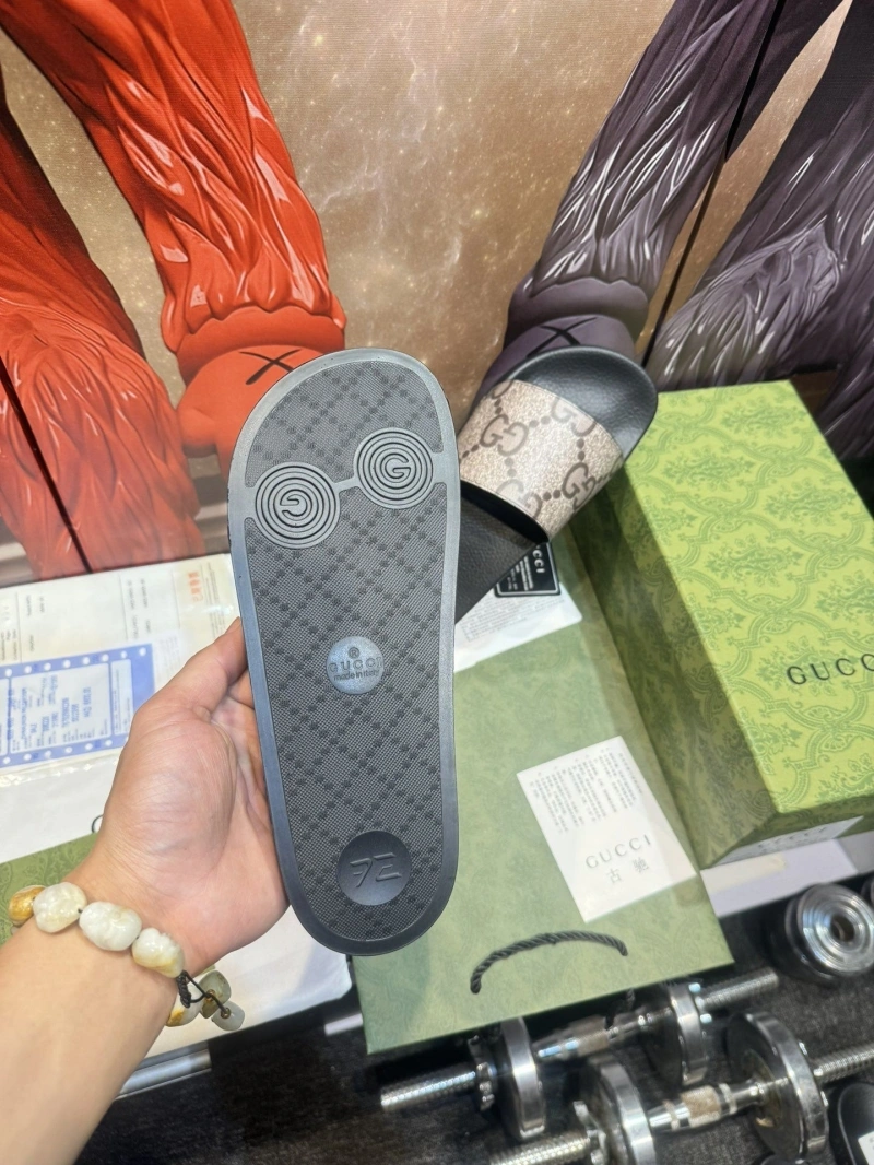 Gxccx Slippers TopPick 164035