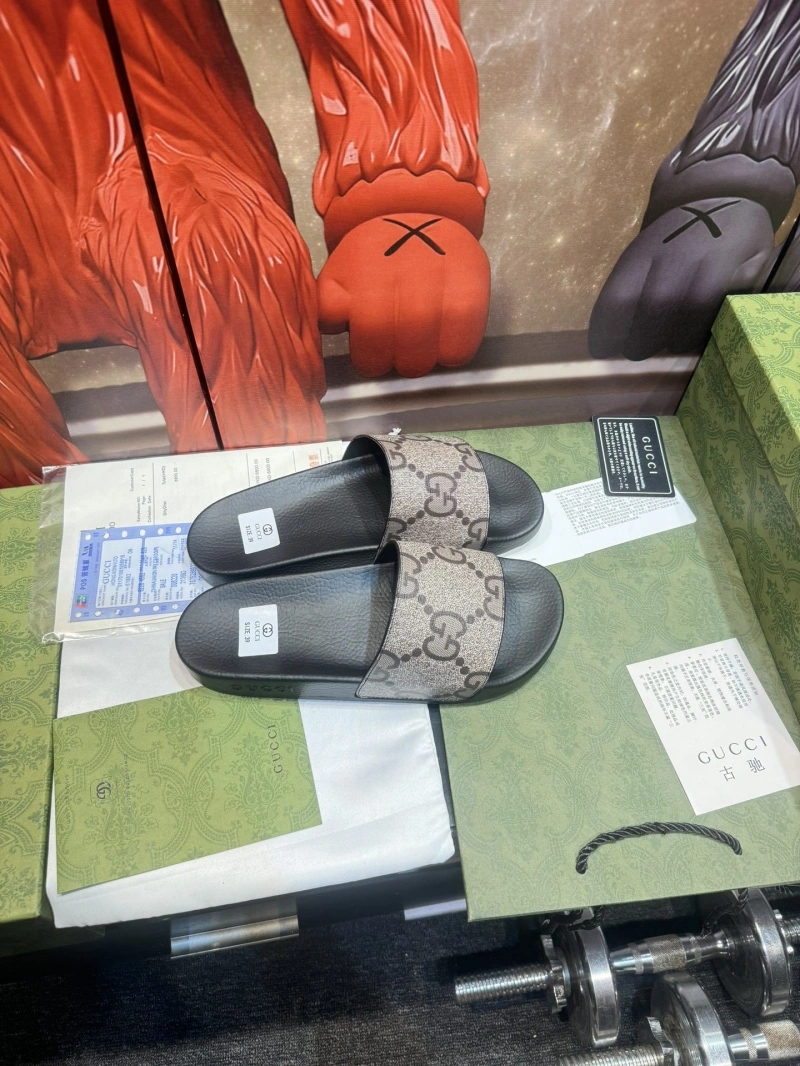 Gxccx Slippers TopPick 164035