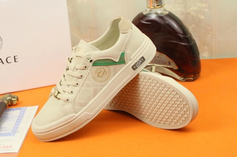 Gxvxnchy Sneakers Minimalist 153991