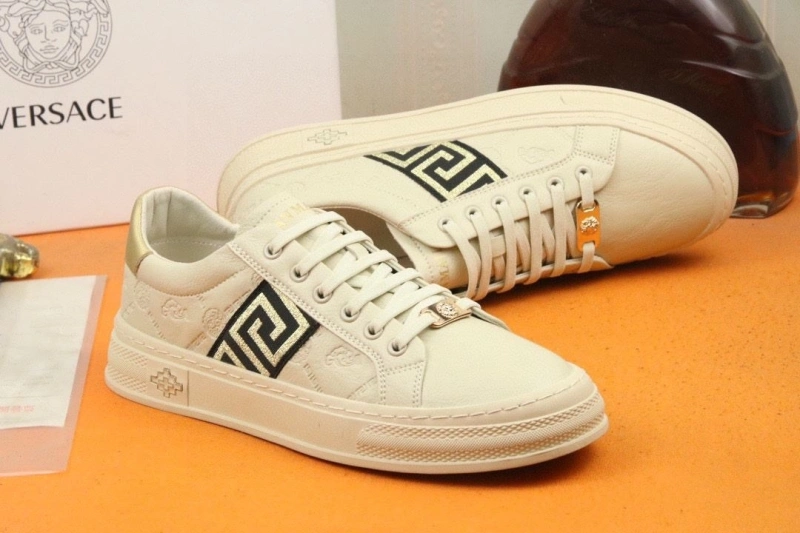 Functional Gxvxnchy Sneakers 153986