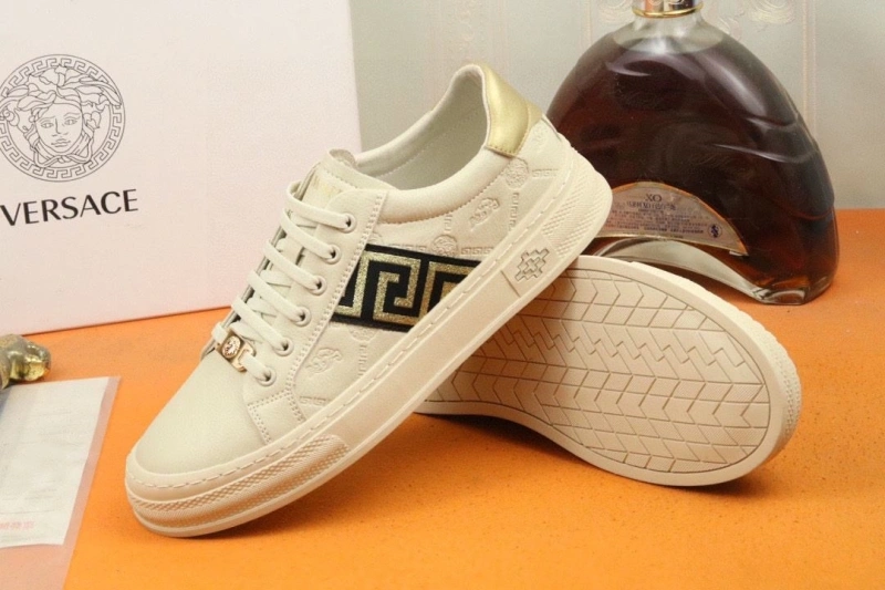 Functional Gxvxnchy Sneakers 153986