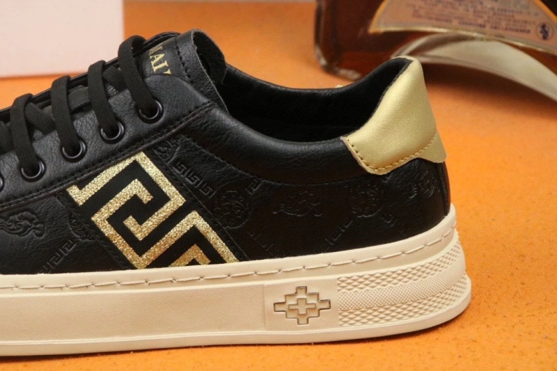 Cozy Gxvxnchy Sneakers 153985