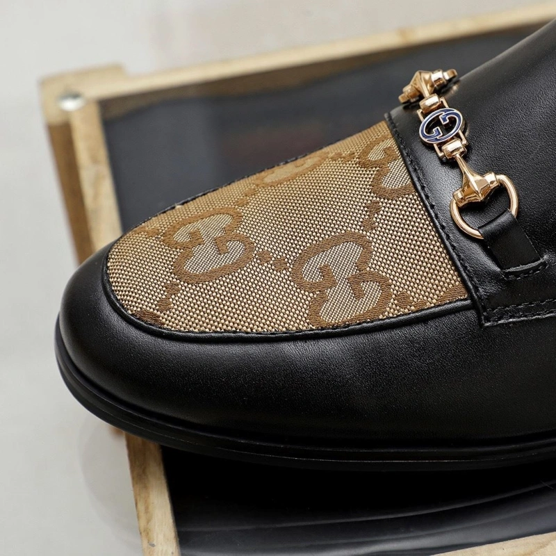 Bold Gxccx Slippers 164045