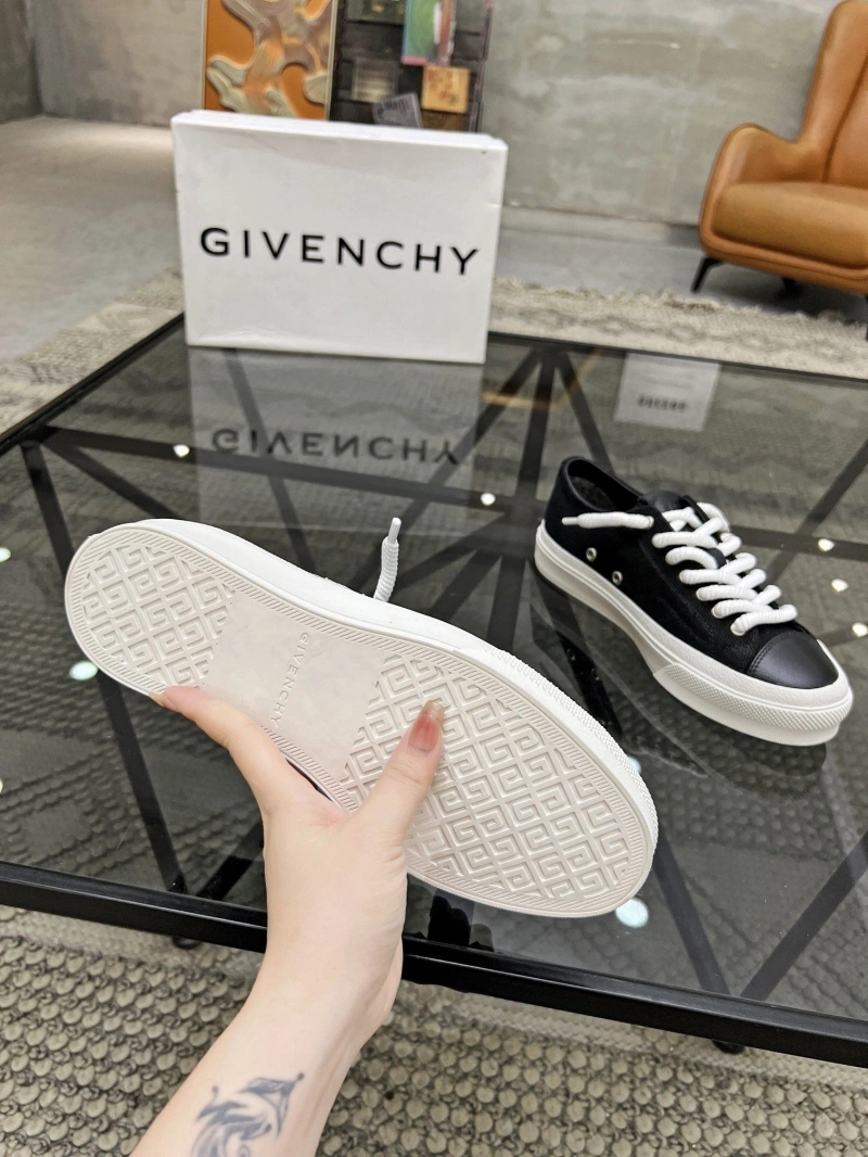 Gxccx Casual Shoes Elegant 163374