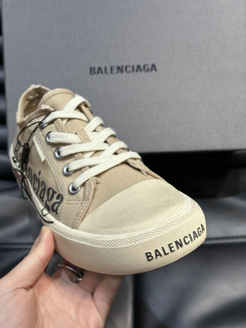 Sleek Bxlxnciaga Sneakers 109961