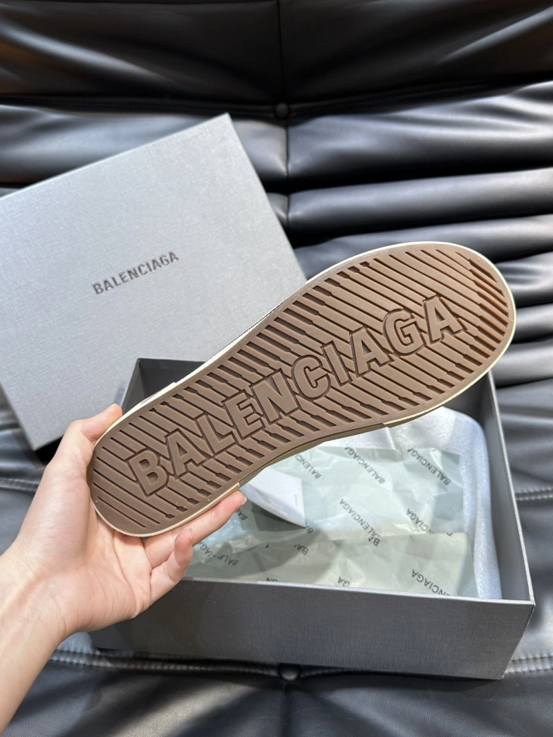 GoAnywhere Bxlxnciaga Sneakers 109959