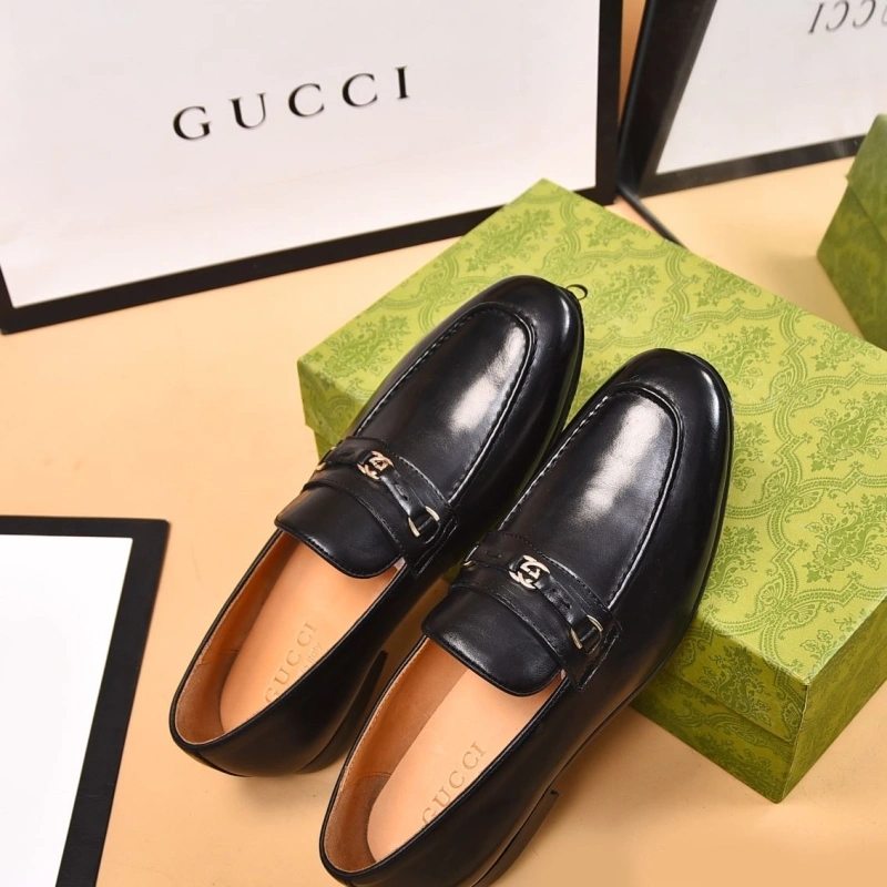 Stylish Gxccx Leather Shoes 162817