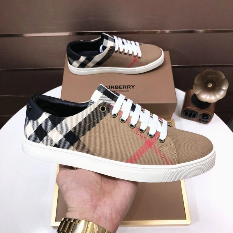 Durable Bxrbxrry Sneakers 115332