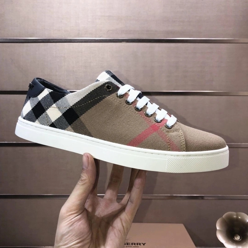Durable Bxrbxrry Sneakers 115332