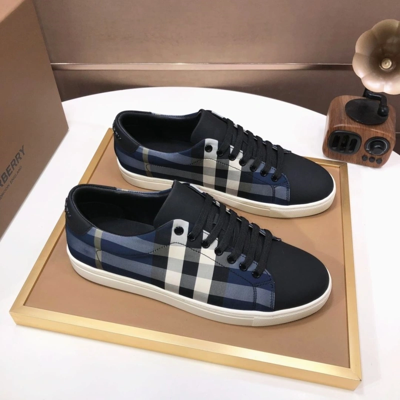 Soft Bxrbxrry Sneakers 115334