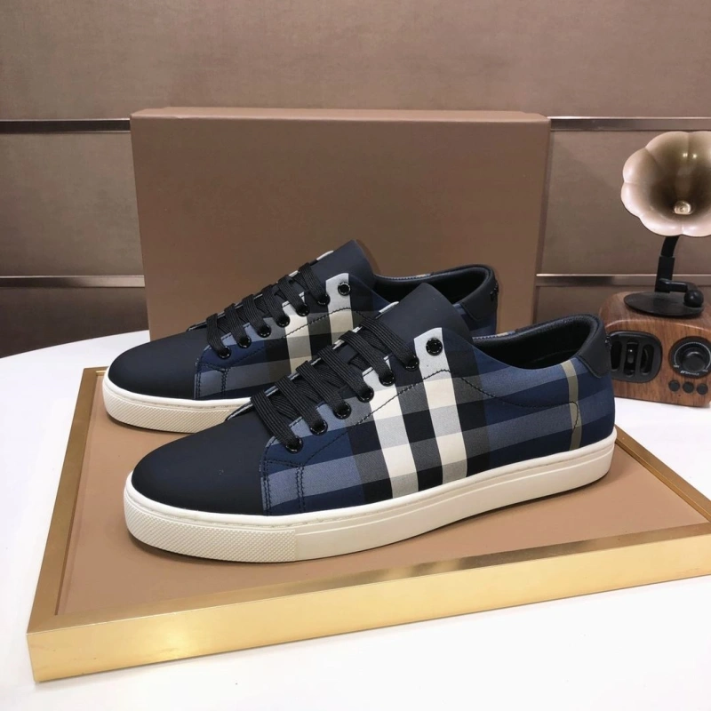 Soft Bxrbxrry Sneakers 115334