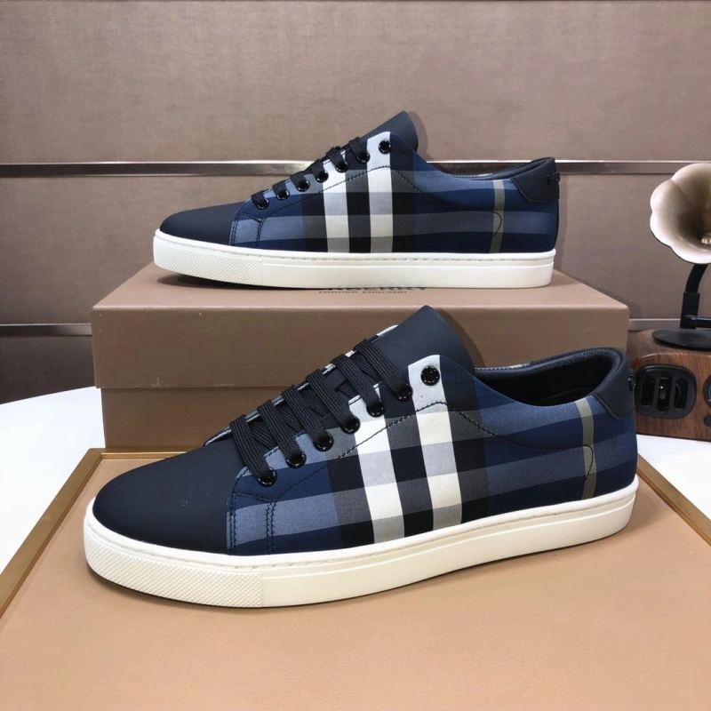 Soft Bxrbxrry Sneakers 115334