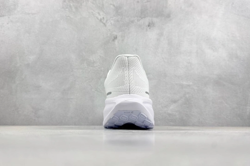 Versatile Nxkx Sneakers 199370