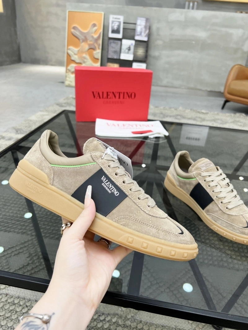 GoAnywhere Vxlxntino Casual Shoes 231641