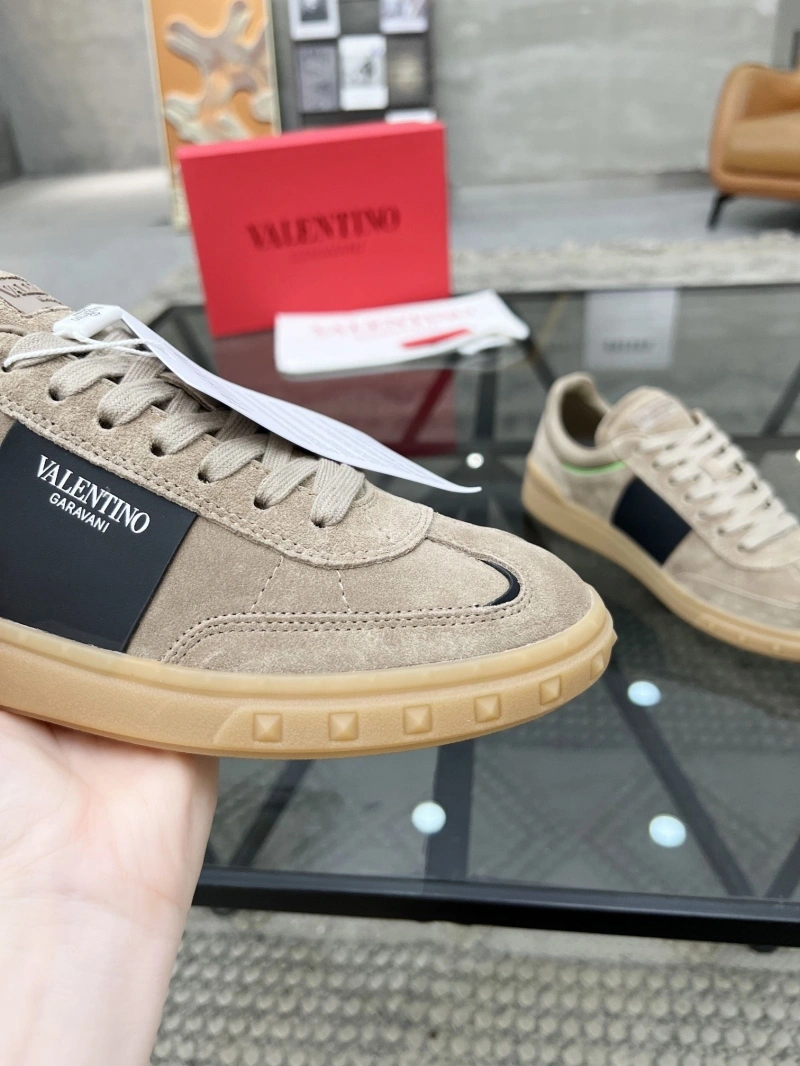 GoAnywhere Vxlxntino Casual Shoes 231641
