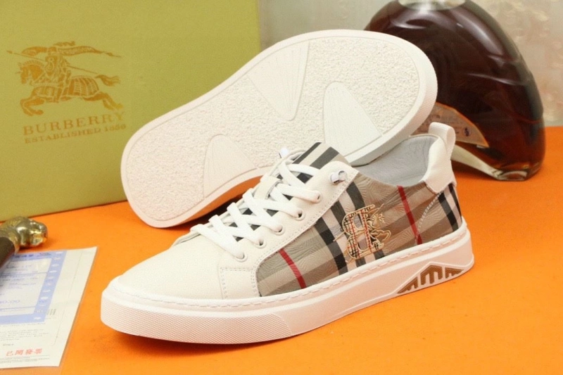 Durable Bxrbxrry Sneakers 115319