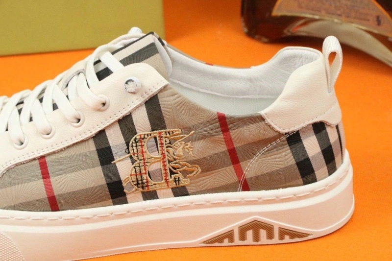 Durable Bxrbxrry Sneakers 115319