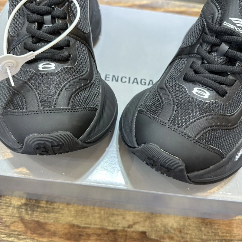 Modern Bxlxnciaga Sneakers 109956