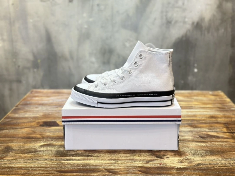 Gxvxnchy Sneakers Elegant 154004