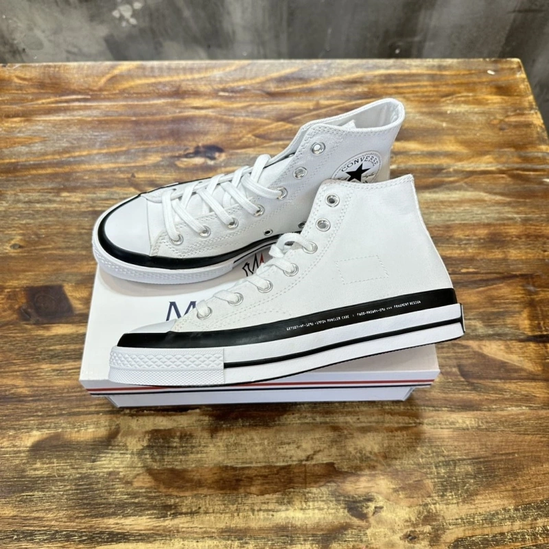 Gxvxnchy Sneakers Elegant 154004