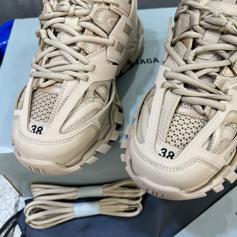 StreetReady Bxlxnciaga Sneakers 109935