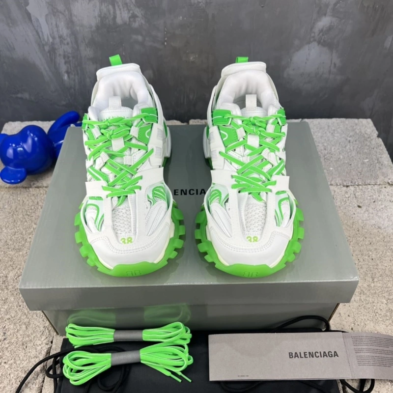 Vibrant Bxlxnciaga Sneakers 109923