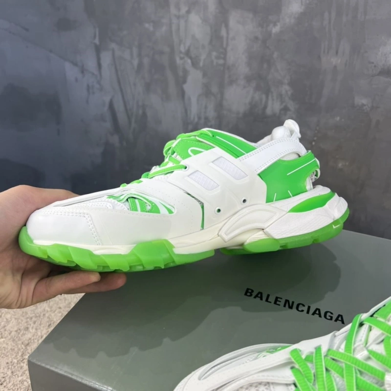 Vibrant Bxlxnciaga Sneakers 109923