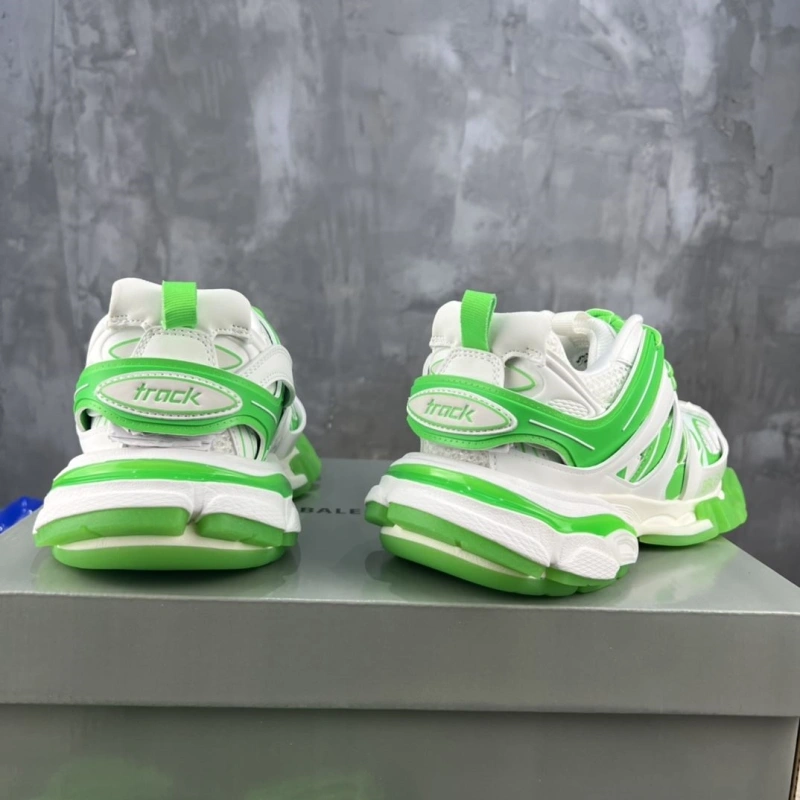 Vibrant Bxlxnciaga Sneakers 109923