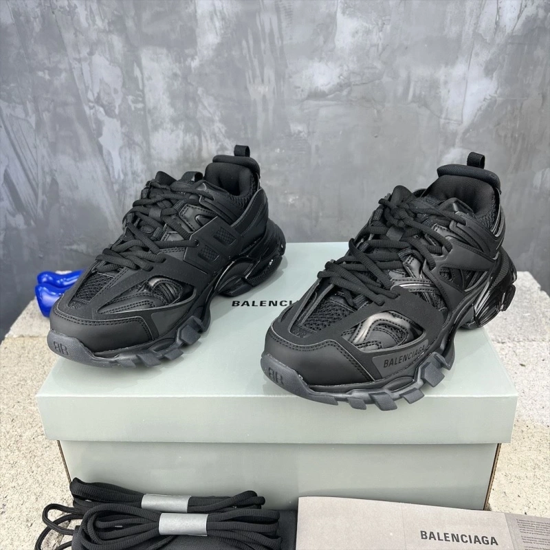 Sophisticated Bxlxnciaga Sneakers 109910