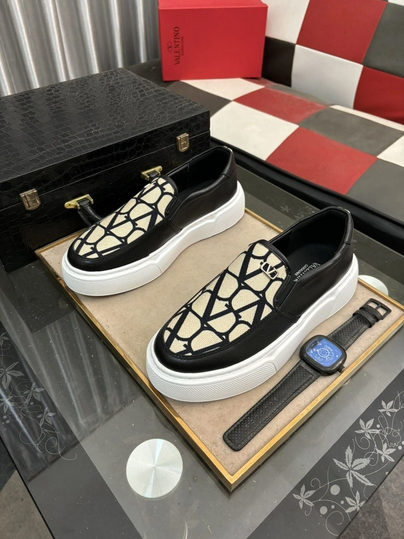 EyeCatching Vxlxntino Casual Shoes 231637