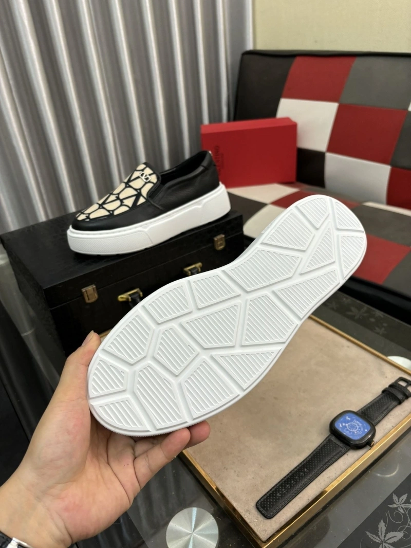 EyeCatching Vxlxntino Casual Shoes 231637