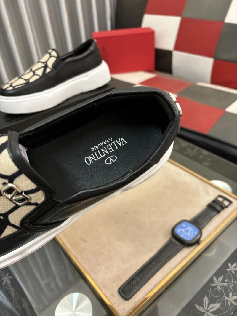 EyeCatching Vxlxntino Casual Shoes 231637