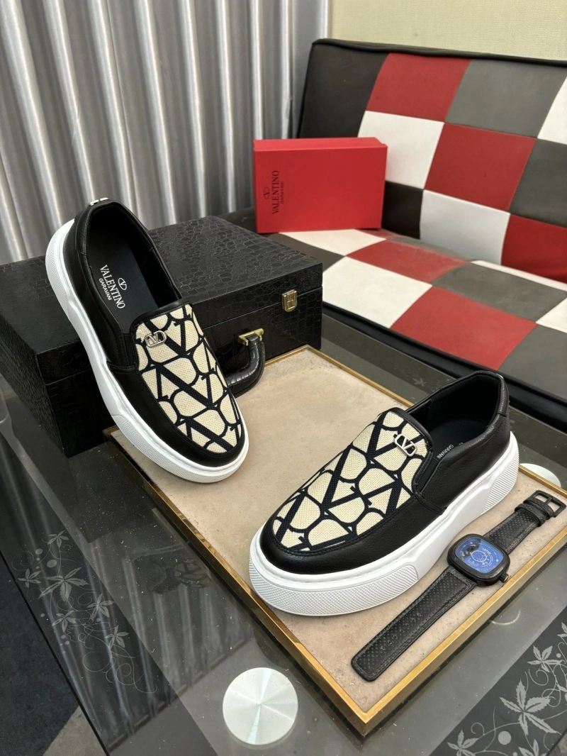 EyeCatching Vxlxntino Casual Shoes 231637