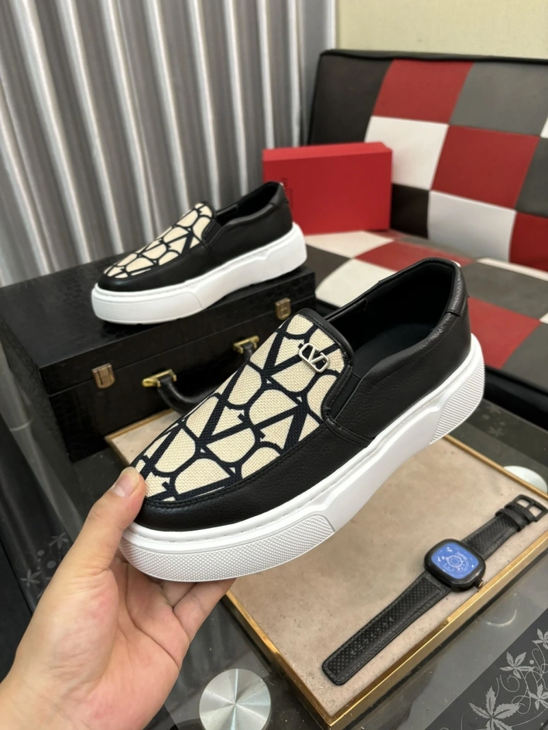 EyeCatching Vxlxntino Casual Shoes 231637