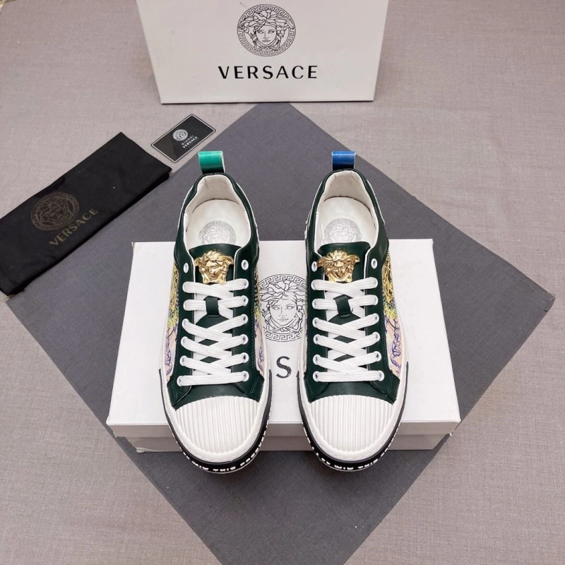 WellDesigned Gxvxnchy Sneakers 153980