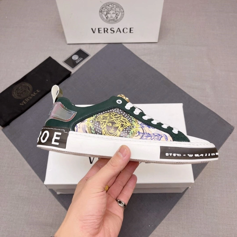WellDesigned Gxvxnchy Sneakers 153980