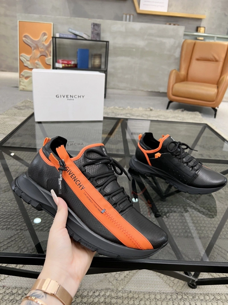 Gxvxnchy Sneakers GoAnywhere 153978