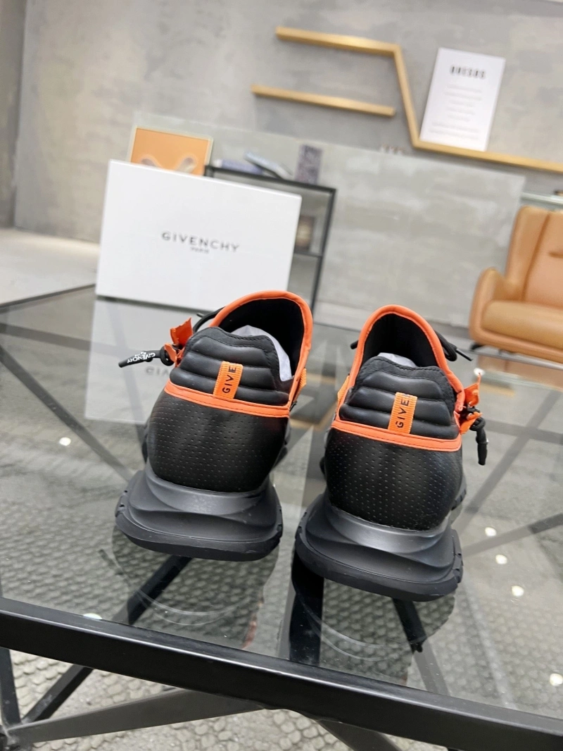 Gxvxnchy Sneakers GoAnywhere 153978