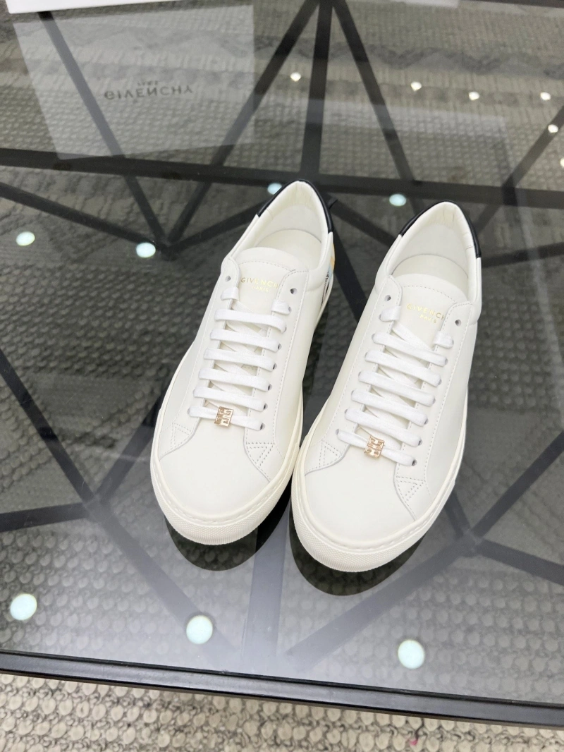 UrbanStyle Gxvxnchy Sneakers 153976