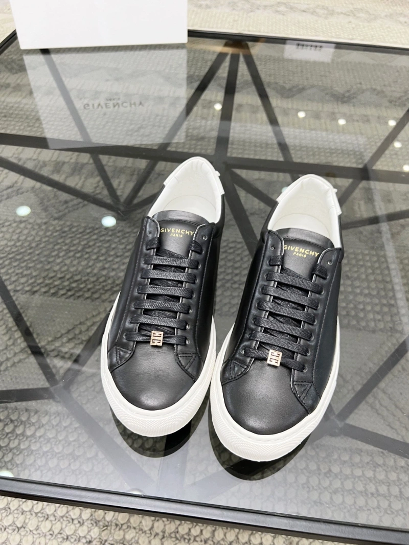 Gxvxnchy Sneakers WellDesigned 153974