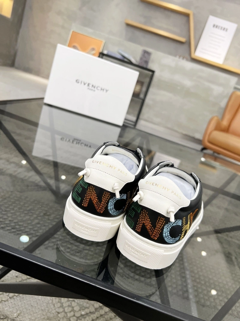 Gxvxnchy Sneakers WellDesigned 153974