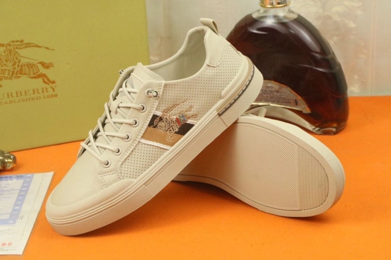 Timeless Bxrbxrry Sneakers 115318